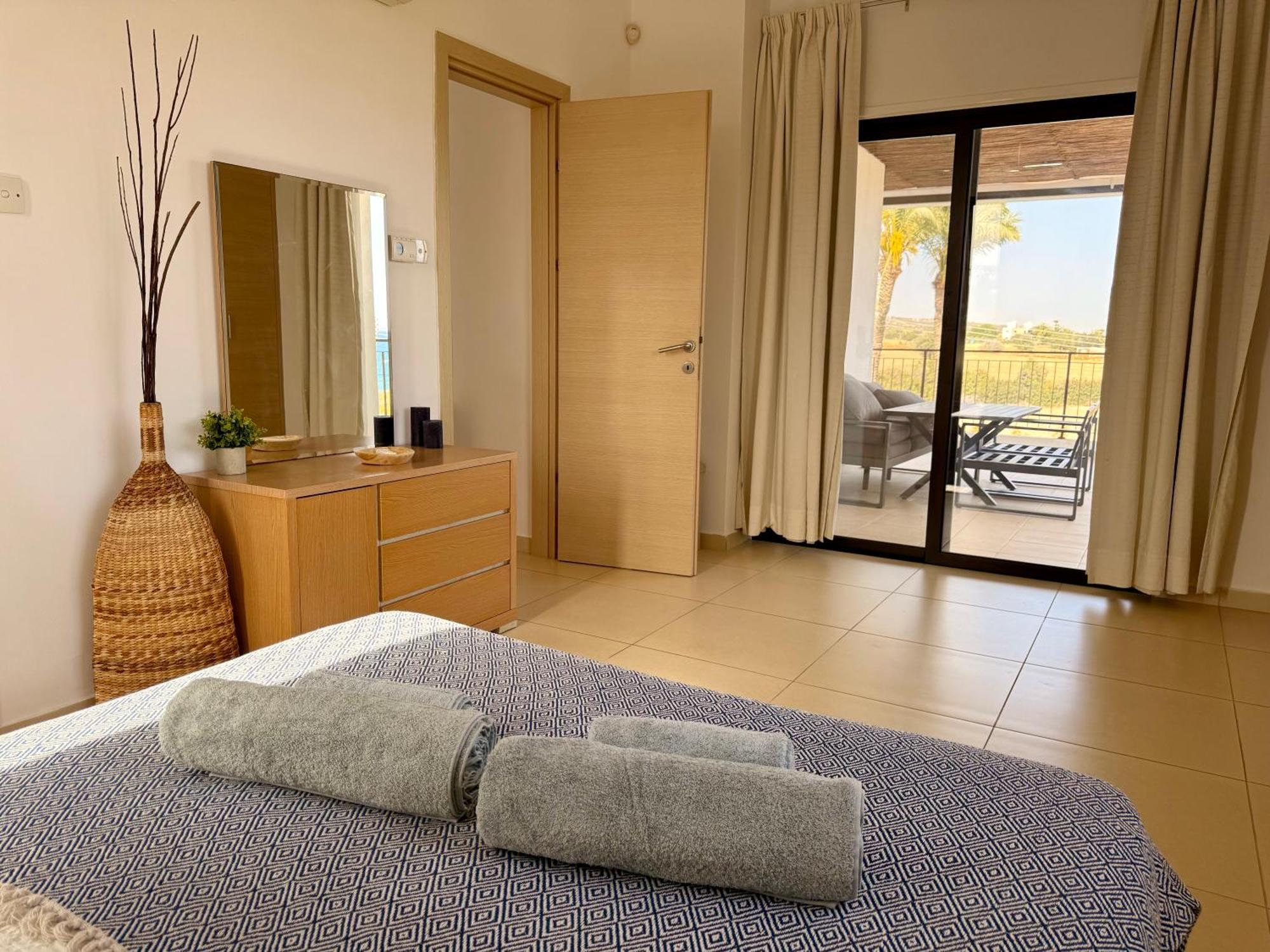 Villa Hera Agios Theodoros Ngoại thất bức ảnh