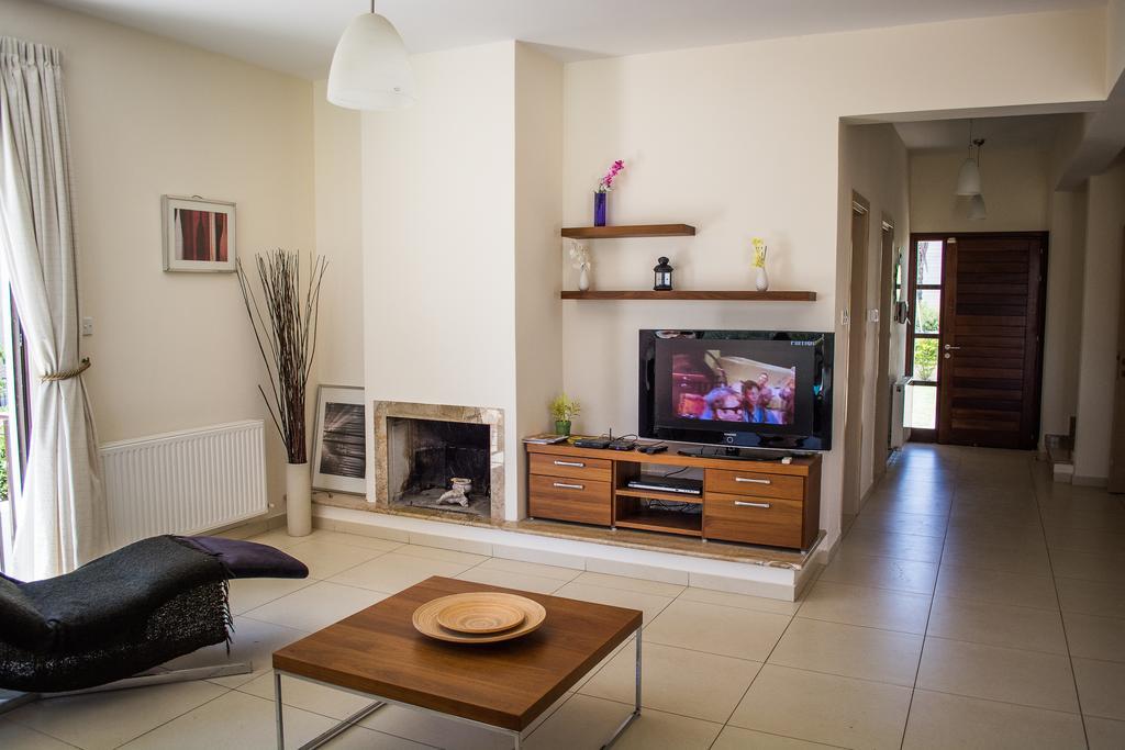 Villa Hera Agios Theodoros Phòng bức ảnh